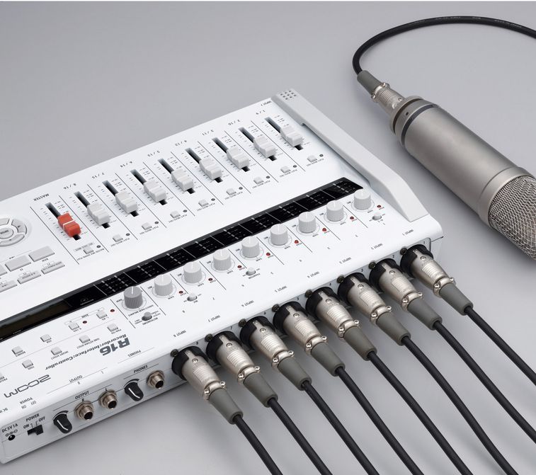 F1 Field Recorder + Lavalier Mic